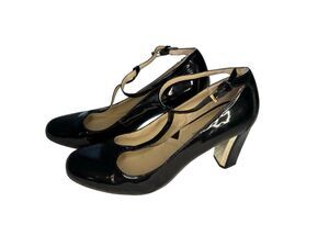 Adrienne Vittadini black patent leather t-strap heels - 8.5